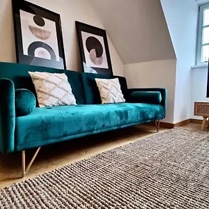 one-apartmentsneuzentralalberstplatzaltbau.com-bavaria.com/