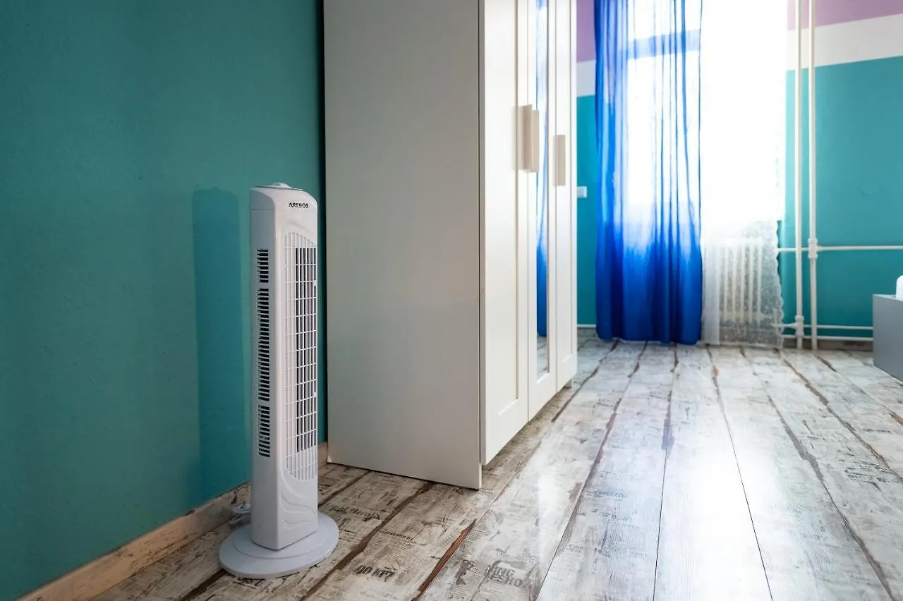 Ferienwohnung Bis 8 Personen Berlin Apartment